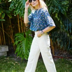 BURU White Label Clothing Boxy Mom Crop - Black Micro Floral