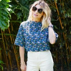 BURU White Label Clothing Boxy Mom Crop - Black Micro Floral