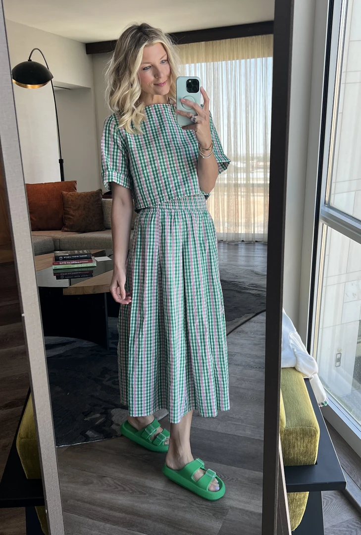 BURU White Label Clothing Boxy Mom Crop - Green & Pink Plaid 6 BURU White Label Clothing Boxy Mom Crop - Green & Pink Plaid