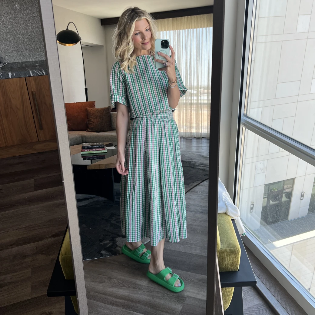 BURU White Label Clothing Boxy Mom Crop - Green & Pink Plaid 9 BURU White Label Clothing Boxy Mom Crop - Green & Pink Plaid