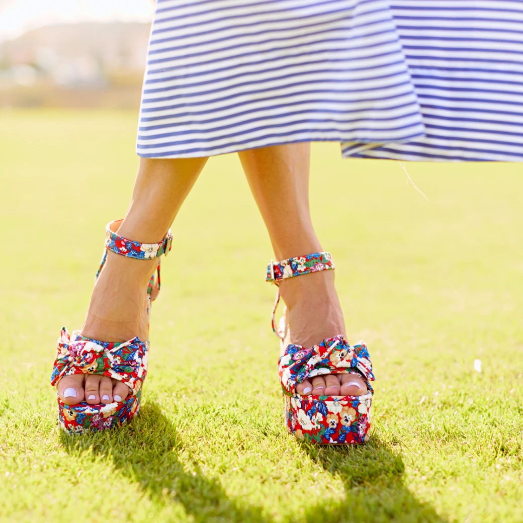 Buru Accessories Floral Platforms - Red, White & Blue 9 Buru Accessories Floral Platforms - Red, White & Blue