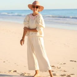 BURU White Label Ruffled Everyday Pullover - Ivory & Blush