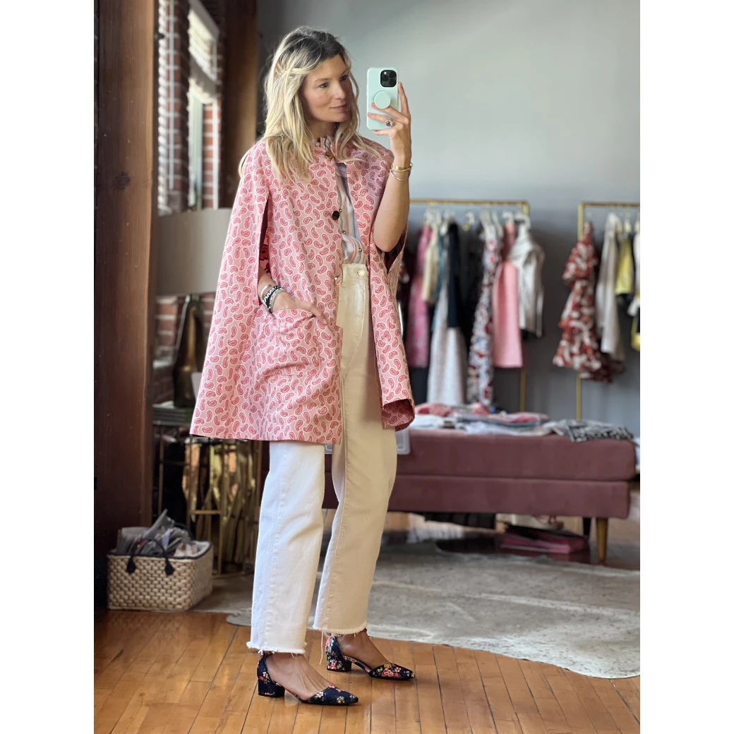 BURU White Label Mama Cape - Red Paisley 15 BURU White Label Mama Cape - Red Paisley