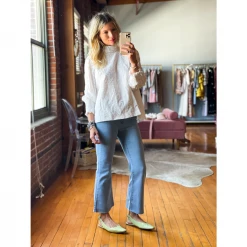 BURU White Label Clothing Classic Straight Leg Jeans - Light Wash