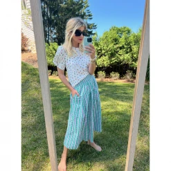 BURU White Label Sivas Statement Tee - Tulips Tops