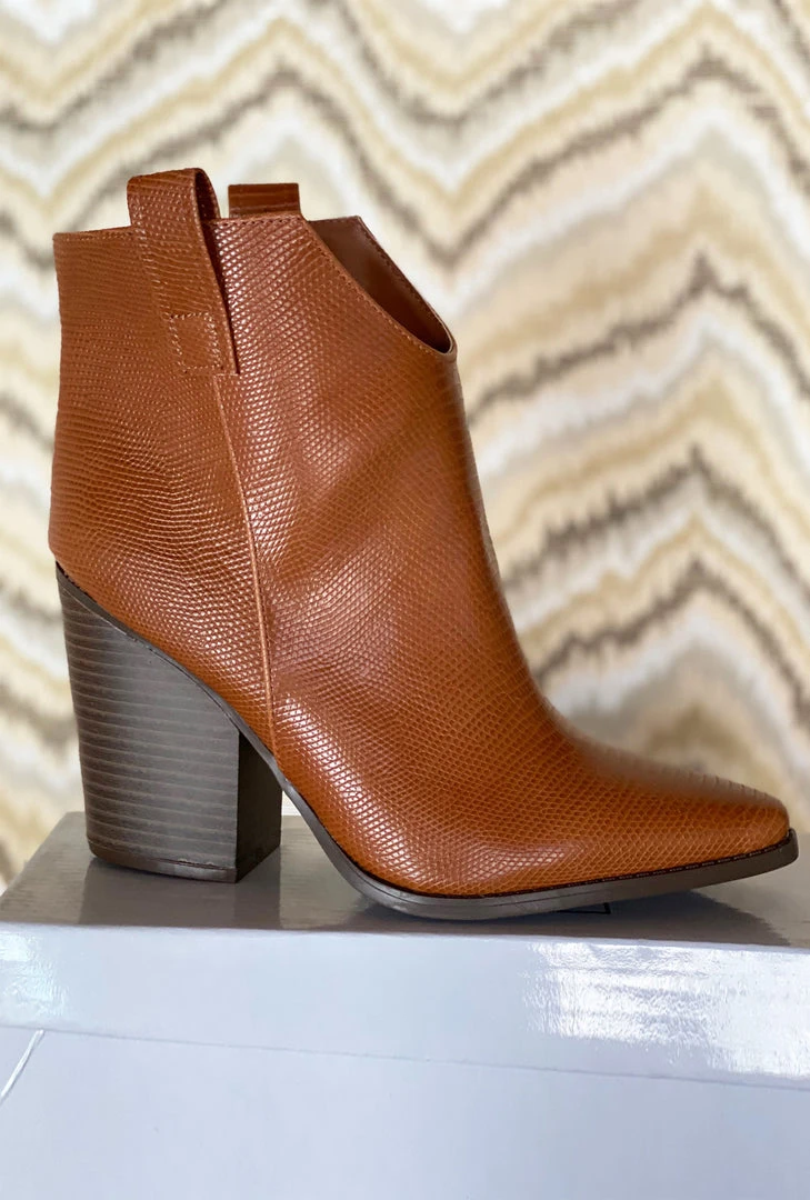 Buru Accessories Made For Walkin' Boots - Tan - Final Sale 3 Buru Accessories Made For Walkin' Boots - Tan - Final Sale