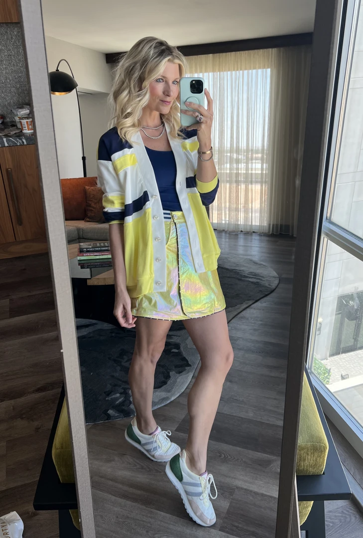 Buru Le Scoop Tank - Navy 5 Buru Le Scoop Tank - Navy