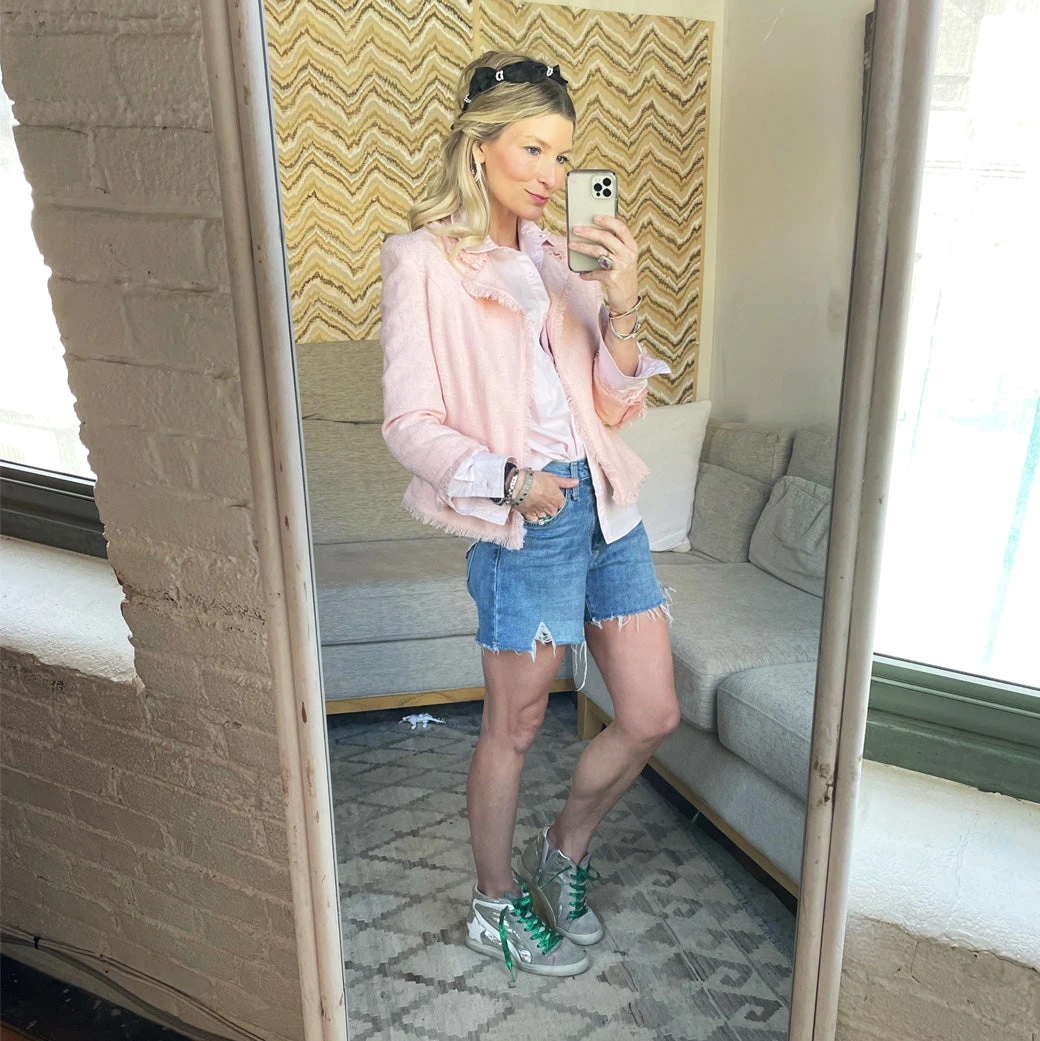 BURU White Label Mom Cut-Offs - Medium Wash Denim 7 BURU White Label Mom Cut-Offs - Medium Wash Denim