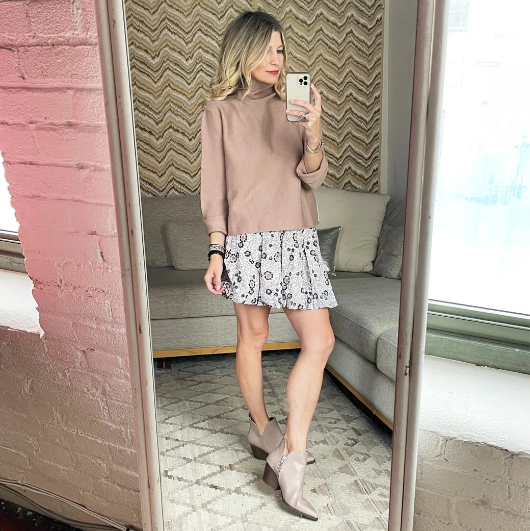 BURU White Label Smocked Waist Mini Skirt - Ivory Floral Clothing 11 BURU White Label Smocked Waist Mini Skirt - Ivory Floral Clothing